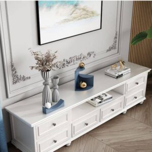 میز تلویزیون مدل باران AVI-TVT042 میز تلویزیون مدل باران با روکش چوب طبیعی ترکیبی بی‌نظیر از طراحی مدرن، کیفیت ساخت بالا و زیبایی طبیعی است. این میز تلویزیون با متریال MDF ضد خش و ضد رطوبت، دوام و مقاومت فوق‌العاده‌ای در برابر عوامل محیطی دارد و برای استفاده طولانی‌مدت در فضای نشیمن طراحی شده است. رنگ سوپر مات بدنه جلوه‌ای مینیمال و شیک به محیط می‌بخشد و صفحه‌ی رویی با روکش ام دی اف تمام رنگ، حس گرم و دلنشین چوب را به دکوراسیون شما اضافه می‌کند. یراق‌آلات فلزی درجه یک خارجی، عملکرد روان و بی‌صدا را برای کشوها و درب‌ها تضمین می‌کند. میز تلویزیون  مدل باران در ابعاد متنوع ۱۴۰، ۱۶۰، ۱۸۰، ۲۰۰ و ۲۲۰ سانتی‌متر قابل سفارش است و به‌راحتی با اندازه‌ی میز تلویزیون و فضای داخلی شما هماهنگ می‌شود. طراحی ساده و کاربردی این محصول، آن را به انتخابی مناسب برای سبک‌های دکوراسیون مدرن، مینیمال و حتی کلاسیک تبدیل کرده است. ترکیب متریال باکیفیت، رنگ مات و روکش چوب طبیعی، مدل باران را به گزینه‌ای ممتاز برای افرادی تبدیل می‌کند که به زیبایی، عملکرد و دوام اهمیت می‌دهند. ویژگی‌های کلیدی مدل باران با روکش چوب طبیعی متریال MDF ضد خش و ضد رطوبت صفحه‌ی رویی با روکش چوب طبیعی رنگ سوپر مات با جلوه‌ی مدرن و خاص یراق‌آلات فلزی درجه یک خارجی مستحکم طراحی مینیمال و شیک ابعاد قابل سفارش از ۱۴۰ تا ۲۲۰ سانتی‌متر می باشد مناسب برای دکوراسیون‌های مدرن هماهنگی آسان با سایر مبلمان مقاوم در برابر رطوبت و ضربه مناسب برای تلویزیون‌های مختلف مزایای میز تلویزیون مدل باران با روکش چوب طبیعی افزایش زیبایی بصری فضای نشیمن دوام بالا در برابر عوامل محیطی عملکرد روان کشوها و درب‌ها حس طبیعی و گرم چوب سهولت در نظافت و نگهداری انتخابی اقتصادی و باکیفیت قابلیت سفارشی‌سازی ابعاد طراحی ارگونومیک و کاربردی مناسب برای سبک زندگی مدرن ترکیب زیبایی و عملکرد